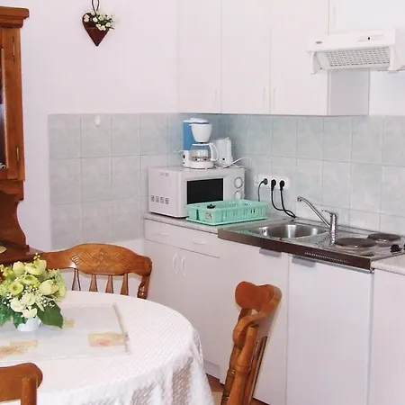 Liget Lakopark Apartmán *